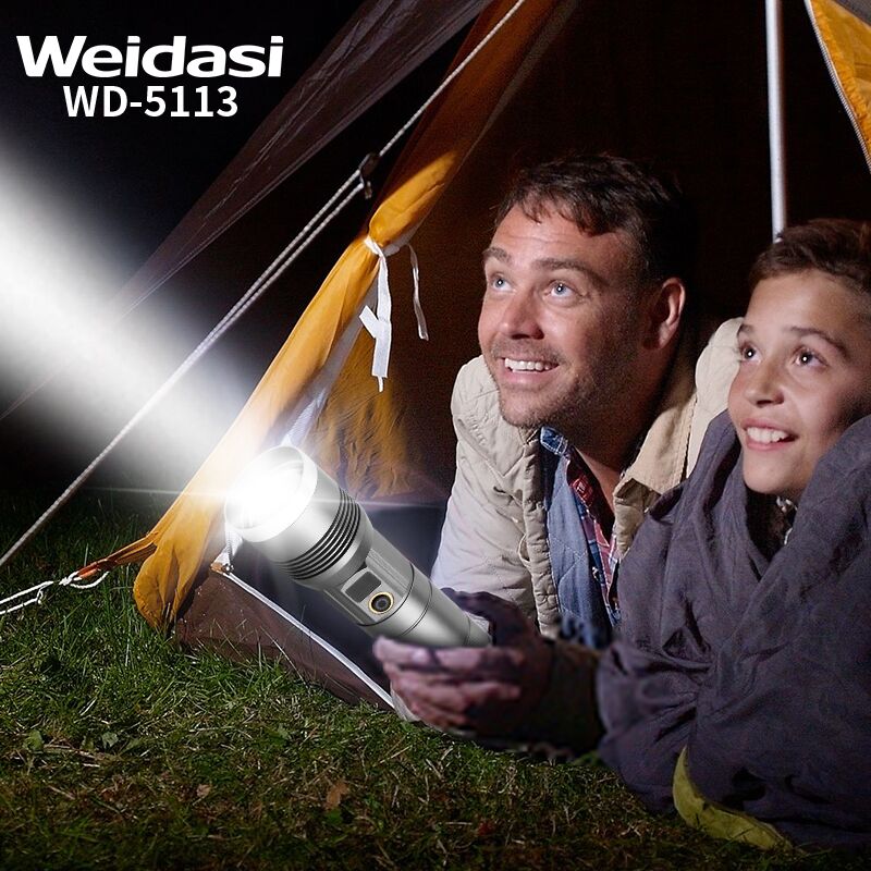 10000 Lumens Super Bright Outdoor Zoomable Portable Searchlight